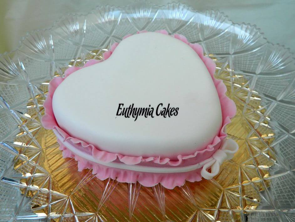 Eva Cockrell Cake Design – Luxury Wedding Cakes