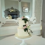 Luxury Wedding Cakes Eva Cockrell Cake Design Luxury two tier textured butter cream wedding cake with fresh flowers Horwood House