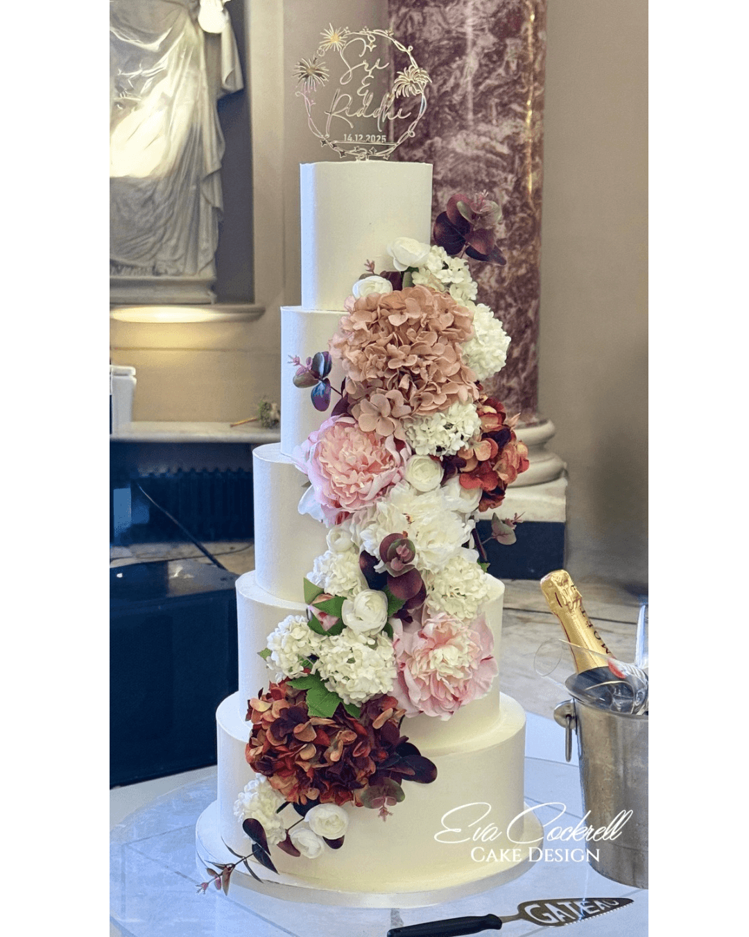 Asian Indian wedding cakes at Stowe House, Buckingham Best wedding cakes Buckinghamshire